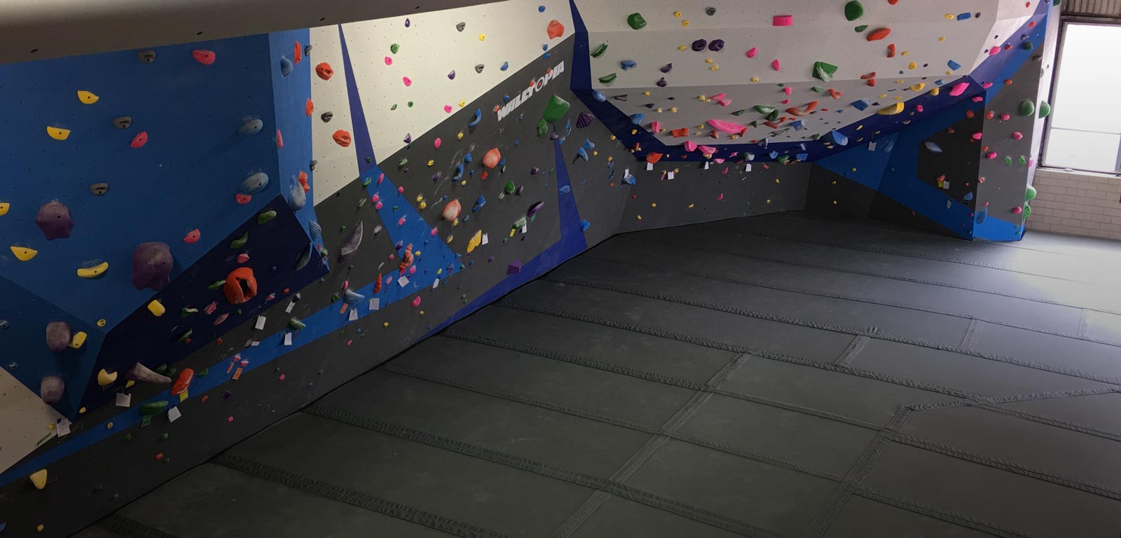 https://www.flashed.com/wp-content/uploads/2019/01/flooring.jpg