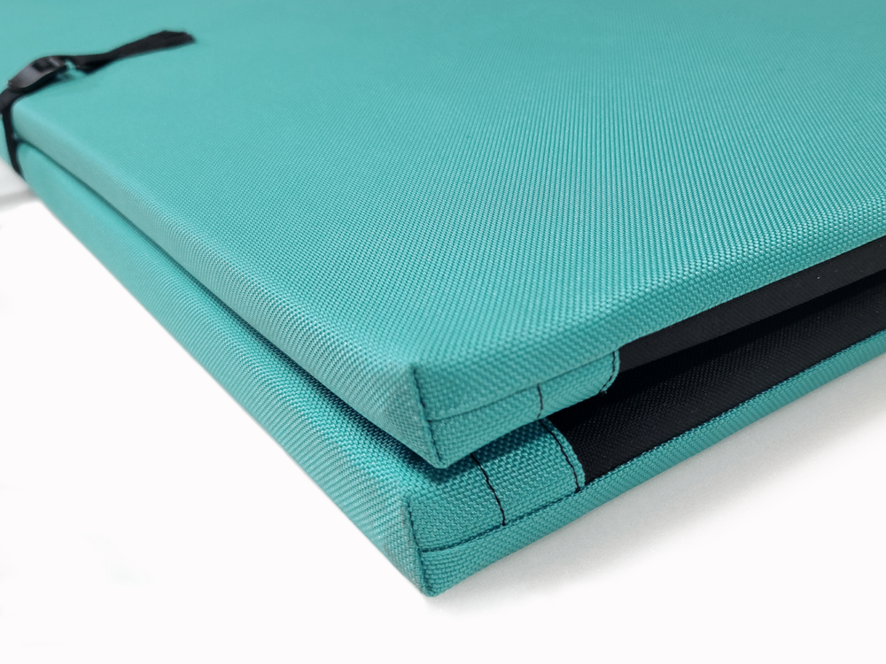 thin crash pad for seams